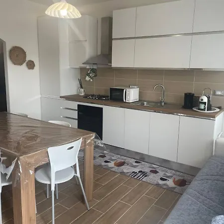 Angela טאולאדה